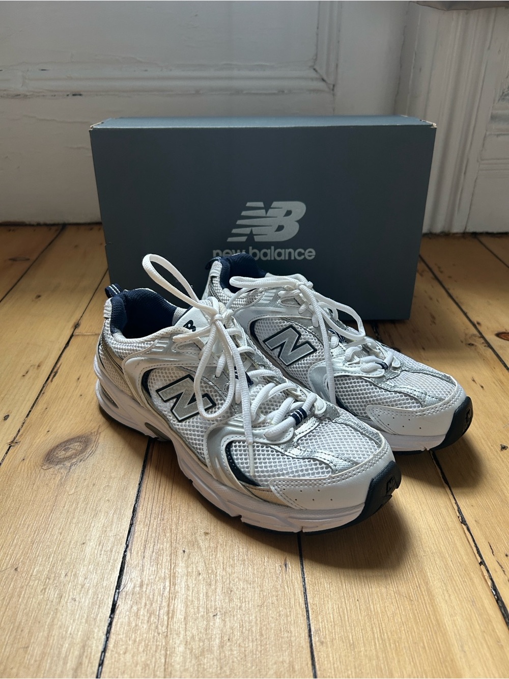 New Balance 530 Unisex Sneakers - Picture 7 of 10